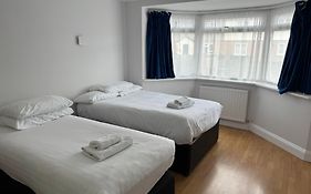 Brentwood Hotel
